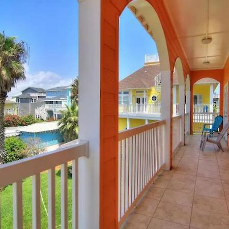 7 Bedroom Home Steps To The Beach With 4 Patios And Pool! Sleeps 20 Port Aransas Exterior photo